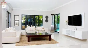 JFT Jewels Guest House - Image 2