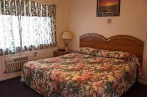 Nob Hill Lodge - Image 3