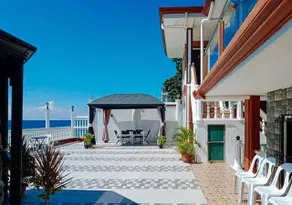 RedDoorz Plus at Billys Resort Oslob - Image 5