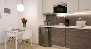 Homz Studios Faliro - Image 2