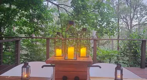 Romantic Getaway - 2 luxe outdoor baths - Image 2