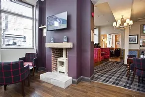 The Dickens Bar & Inn - Image 2