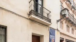 Oasis Backpacker's Hostel Sevilla & Coworking - Image 5