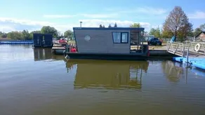 Houseboat ROTAN Rieth komfortowe domy na wodzie - Image 4
