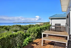 Seakissed Beach House - Image 5