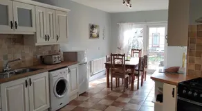 Padua House Holiday Home in the Centre of Bundoran and 2 mins walk to the beach - Image 2
