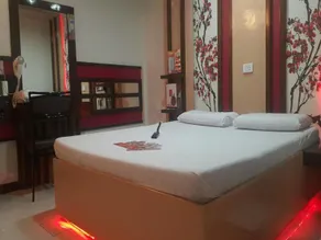 Hotel Sogo Quezon Avenue - Image 2