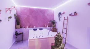 Gîtes Mas des rochers - Romance tropicale avec Spa et piscine - Image 2