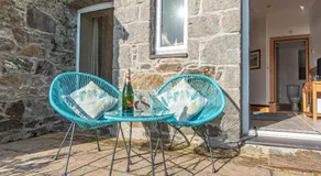 Coed y Berclas guest room, wonderful view - Image 3