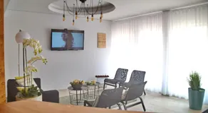 Ouril Hotel Julia - Image 5