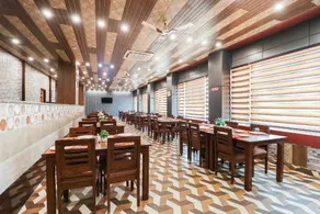 Hotel Doon Metro - Image 2