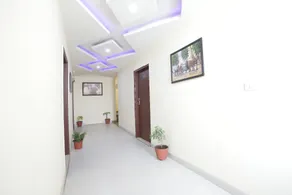 Hotel Royal Sky Luxury Near Delhi Airport - Image 3