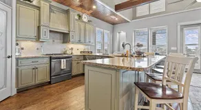 Luxury Waterfront Home Family and Pet Friendly Near Surfside Beach 11 Mins - Image 2