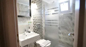 PHILLIPOS Studios - Image 2