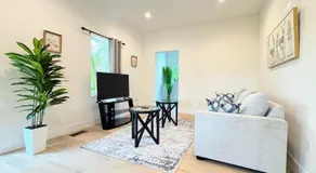 Modern Home In Hip Highland Park - Walk To Shops - Image 5