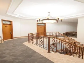 Corsica Hotel - Image 4