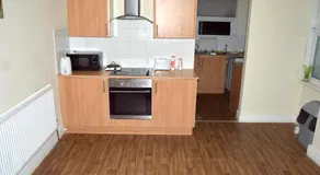 West Croydon - Image 3