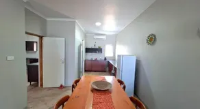 Waveside Guesthouse - Image 4