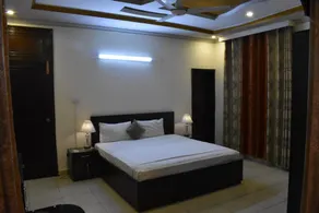AL Fateh Hotel - Image 2