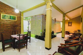 Griya Batik Giri Sekar Homestay Syariah - Image 2