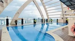 EDSA Cozy 3BR near MRT w Netflix and Karaoke Fun - Image 3