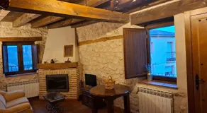 Casa Los Yeros en las Hoces del Duratón y Ribera del Duero, BBQ, ideal grupos. - Image 2