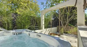 L'Oliveraie d'Eurocentre - Piscine, Parking & Petit-Déjeuner - Image 2