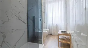 Al Civico 11, nel cuore della piazza principale di Lainate, minimal e confortevole, comodo per Rho Fiera Milano - Image 2