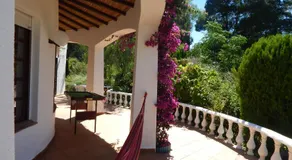 Villa Sol e Mar Private Pool & Gardens - Image 3