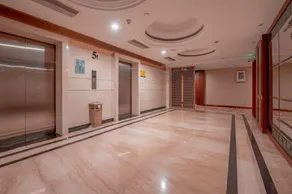 Swan Lake Hotel - Image 4