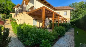 Terrasun Apartments - Image 2