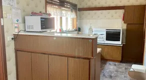 Lacey's Holiday House - Image 4