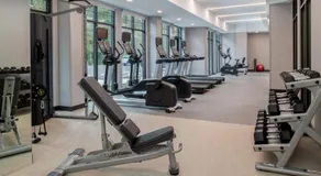 Courtyard by Marriott Olympia - Image 3