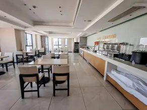 City Comfort Inn Jingzhou Wanda Plaza - Image 4