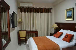 Hotel LaBama - Image 2
