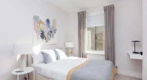 Newly renovated large 4/5 bedroom Victorian terrace house with garden. - Image 5