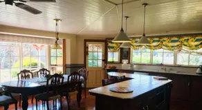 Hawk's Nest Bed & Breakfast - Image 4