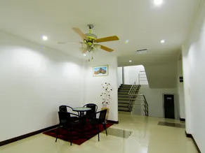 NP Hotel - Image 5