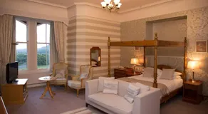 Pitlochry Dundarach Hotel - Image 2