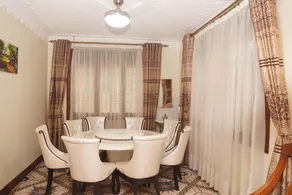 Cosmil Executive Suites - Image 3