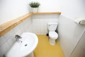 Zibro S Guesthouse - Image 2