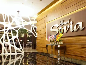 Grand Sovia Hotel - Image 4
