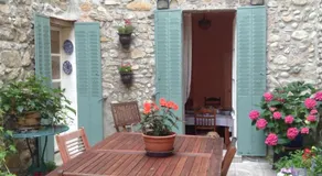 La Maison de la Riviere B&B - Image 4