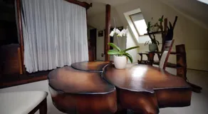 Camelot Club Hotel - Image 5