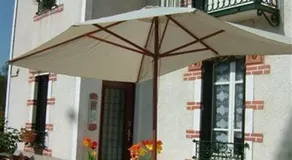 Maison de caractère au bord du canal du Nivernais - Image 3