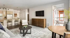 Landing Stylish 1BD Clubhouse Pool - Image 2
