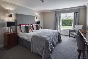 Pyewipe Lodge Hotel - Image 2