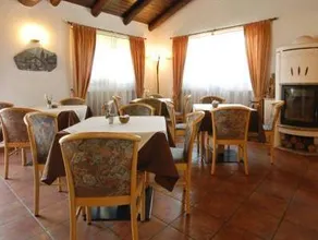 La Roche Hotel Appartments - Image 5