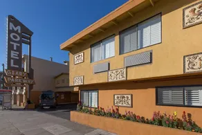 Geary Parkway Motel - Image 2