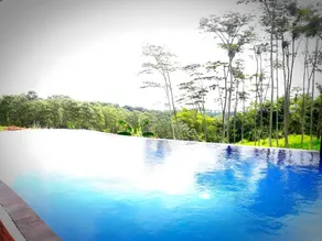 Royal Hotel and Outbound Trawas - Image 3